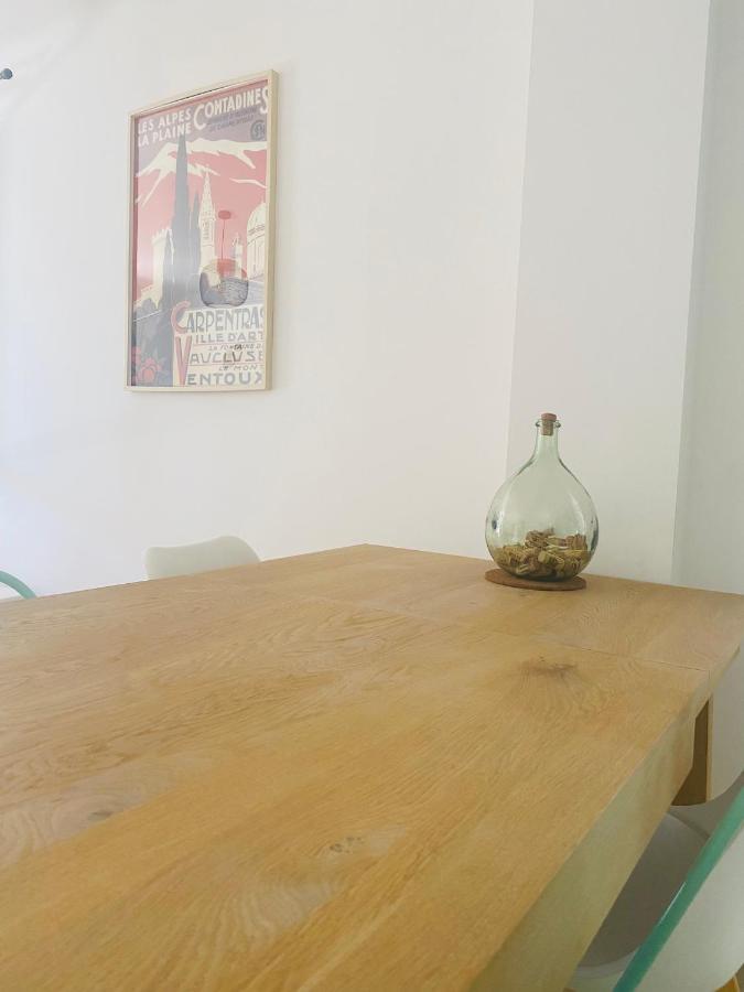 La Maison D A Cote 8 A 10 Personnes Carpentras Exteriör bild