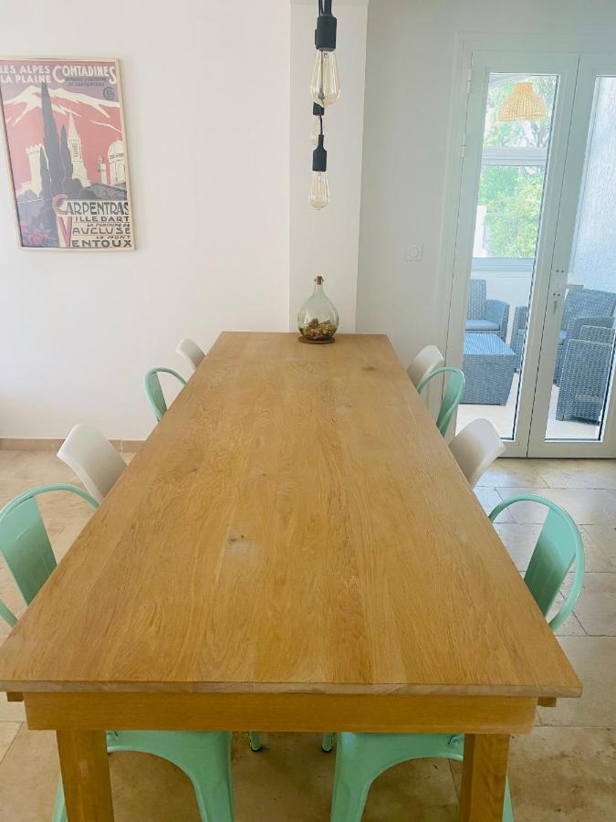 La Maison D A Cote 8 A 10 Personnes Carpentras Exteriör bild