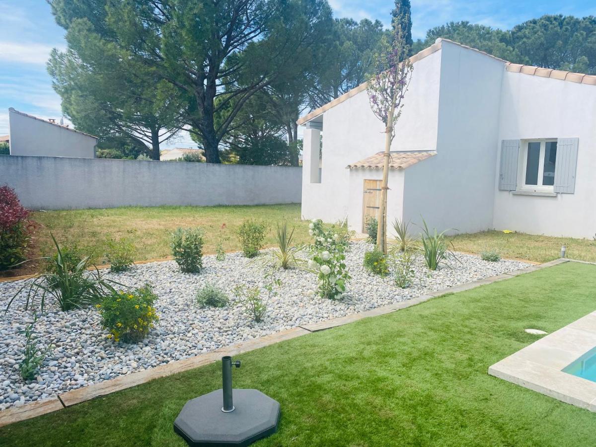 La Maison D A Cote 8 A 10 Personnes Carpentras Exteriör bild